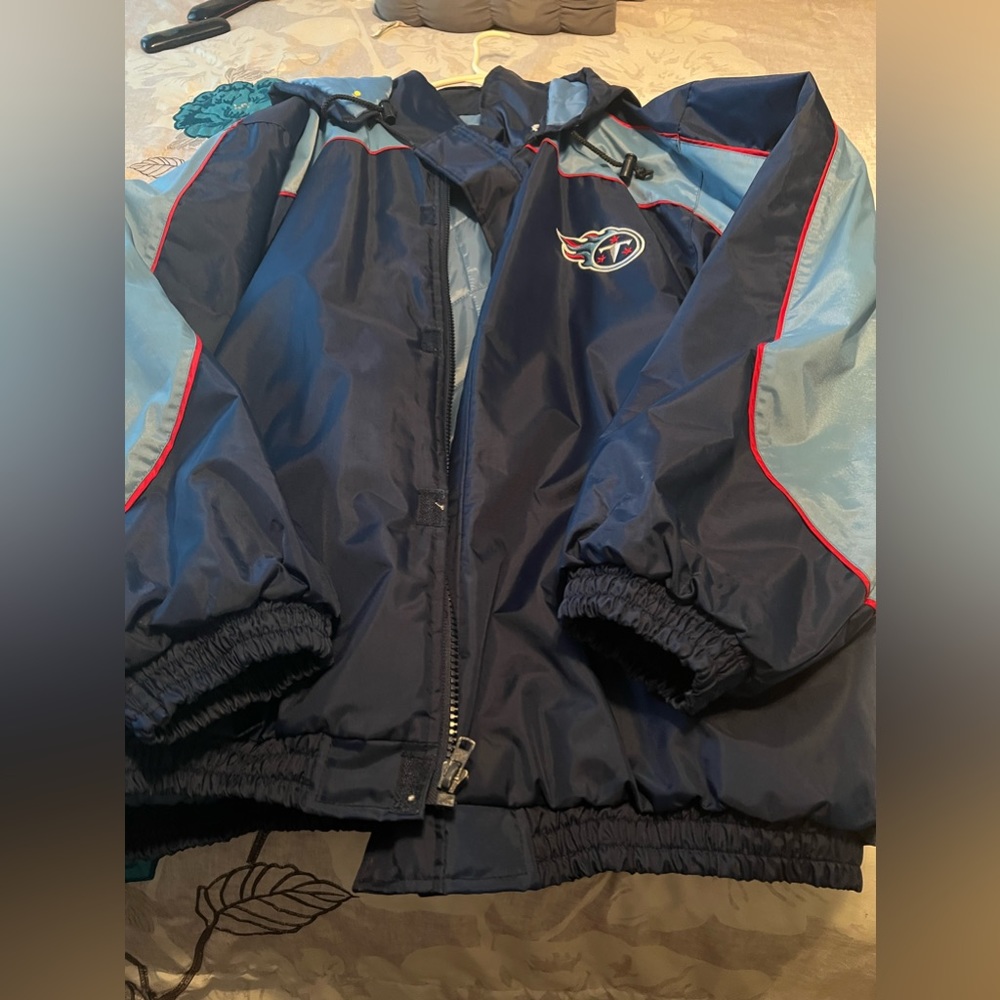 Thick men’s Tennessee Titans Jacket